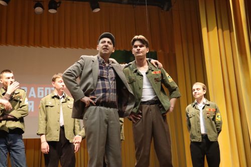 В Дрожжановском районе состоялась премьера спектакля «Все мы»