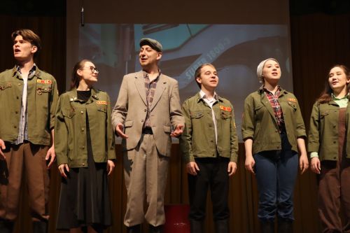 В Дрожжановском районе состоялась премьера спектакля «Все мы»