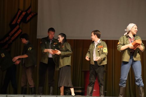 В Дрожжановском районе состоялась премьера спектакля «Все мы»
