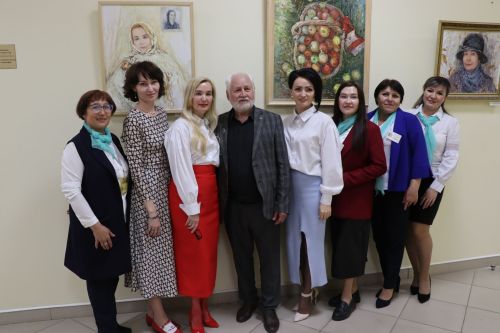 Выставка художницы Наталии Нагорновой в Дрожжановском районе-2025