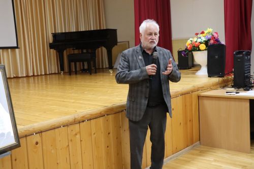Выставка художницы Наталии Нагорновой в Дрожжановском районе-2025