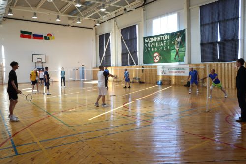 Турнир по бадминтону в Дрожжановском районе, посвящённый Году защитника Отечества