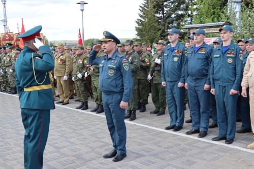 Парад Победы-2025 в Дрожжановском районе