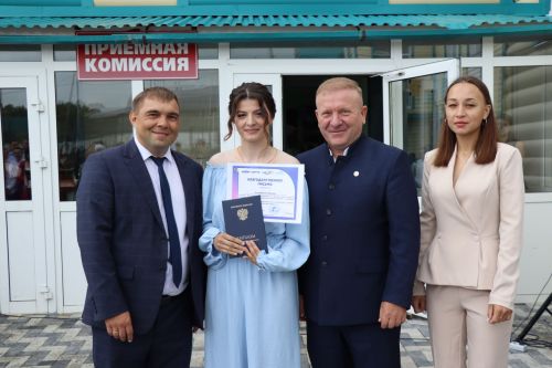В Дрожжановском техникуме отраслевых технологий состоялось торжественное вручение дипломов