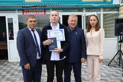 В Дрожжановском техникуме отраслевых технологий состоялось торжественное вручение дипломов