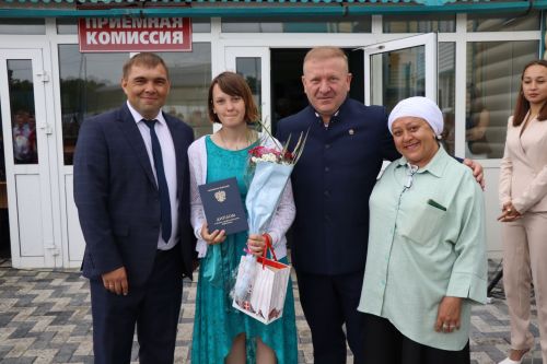В Дрожжановском техникуме отраслевых технологий состоялось торжественное вручение дипломов