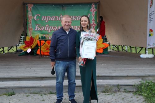 «Выпускной бал 2025» в Дрожжановском районе РТ: медалисты, награды и праздничная дискотека