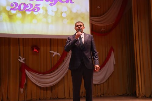 «Выпускной бал 2025» в Дрожжановском районе РТ: медалисты, награды и праздничная дискотека