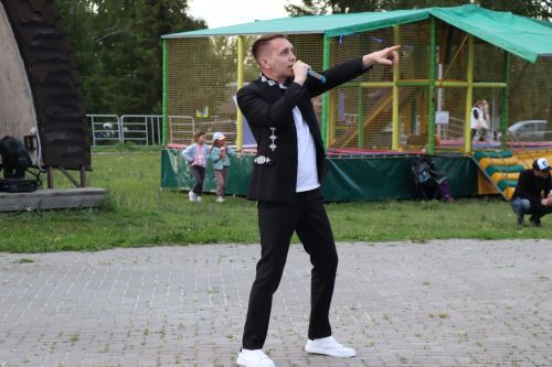 «Выпускной бал 2025» в Дрожжановском районе РТ: медалисты, награды и праздничная дискотека