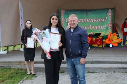 «Выпускной бал 2025» в Дрожжановском районе РТ: медалисты, награды и праздничная дискотека