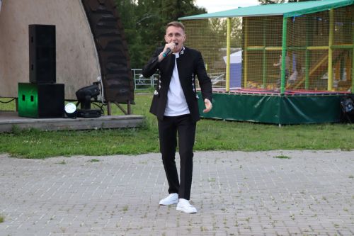 «Выпускной бал 2025» в Дрожжановском районе РТ: медалисты, награды и праздничная дискотека