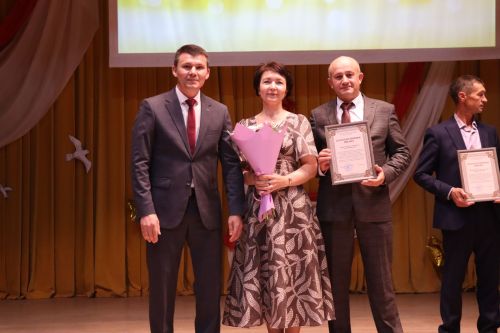 «Выпускной бал 2025» в Дрожжановском районе РТ: медалисты, награды и праздничная дискотека