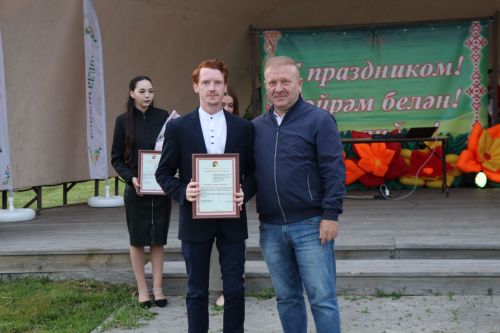 «Выпускной бал 2025» в Дрожжановском районе РТ: медалисты, награды и праздничная дискотека