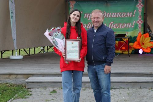 «Выпускной бал 2025» в Дрожжановском районе РТ: медалисты, награды и праздничная дискотека
