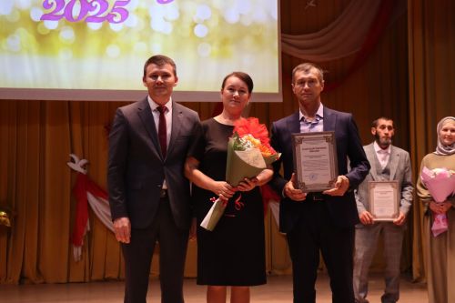 «Выпускной бал 2025» в Дрожжановском районе РТ: медалисты, награды и праздничная дискотека