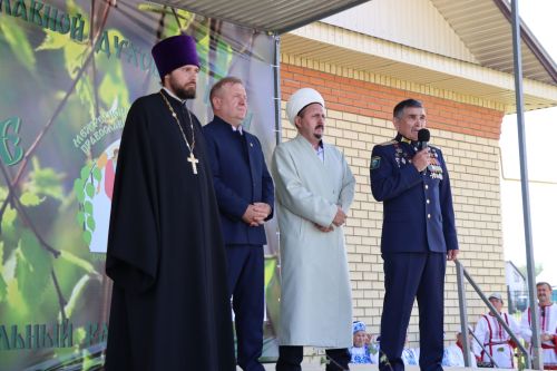 IX фестиваль духовной песни «Троицкие напевы» в Дрожжановском районе РТ