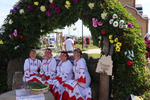 IX фестиваль духовной песни «Троицкие напевы» в Дрожжановском районе РТ