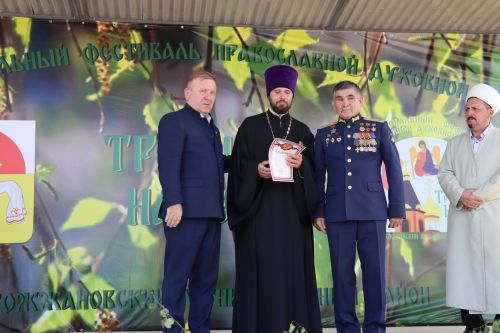 IX фестиваль духовной песни «Троицкие напевы» в Дрожжановском районе РТ