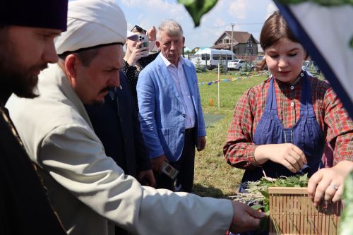 IX фестиваль духовной песни «Троицкие напевы» в Дрожжановском районе РТ