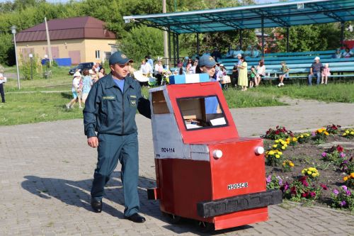 День Семьи, любви и верности в Дрожжановском районе -2025