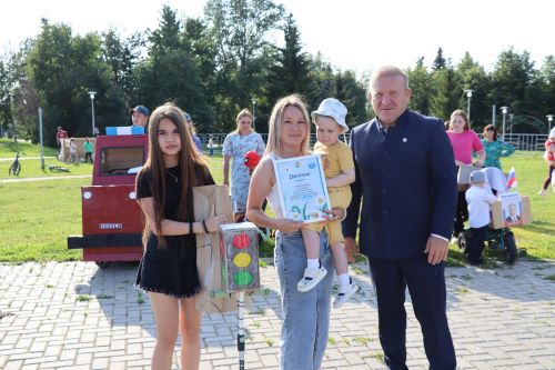 День Семьи, любви и верности в Дрожжановском районе -2025