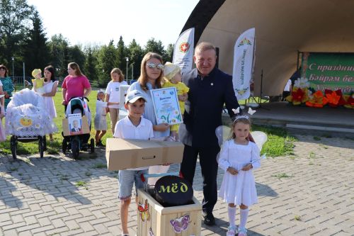 День Семьи, любви и верности в Дрожжановском районе -2025