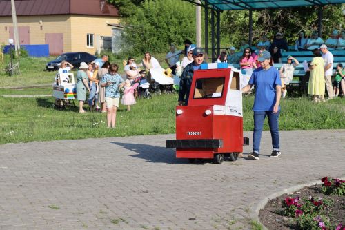 День Семьи, любви и верности в Дрожжановском районе -2025