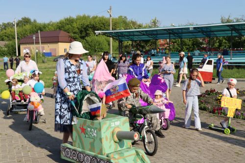 День Семьи, любви и верности в Дрожжановском районе -2025
