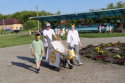 День Семьи, любви и верности в Дрожжановском районе -2025