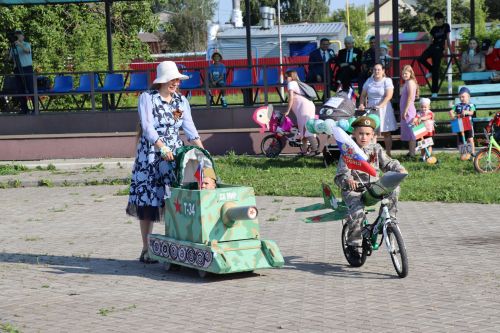 День Семьи, любви и верности в Дрожжановском районе -2025