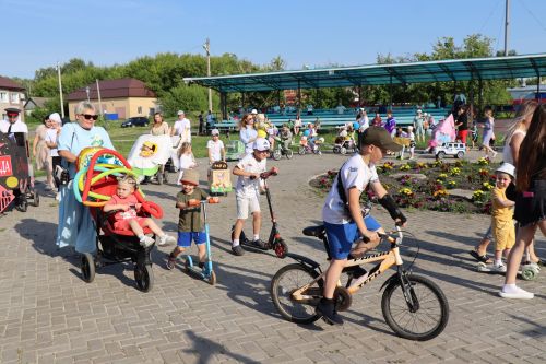 День Семьи, любви и верности в Дрожжановском районе -2025