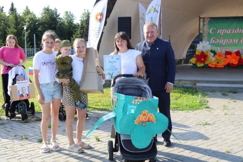 День Семьи, любви и верности в Дрожжановском районе -2025