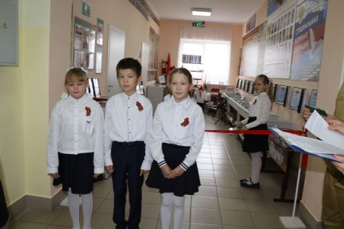 Открытие обновленного школьного музейного уголка в Новоубеевской школе-2025
