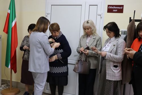 Открытие обновленного школьного музейного уголка в Новоубеевской школе-2025