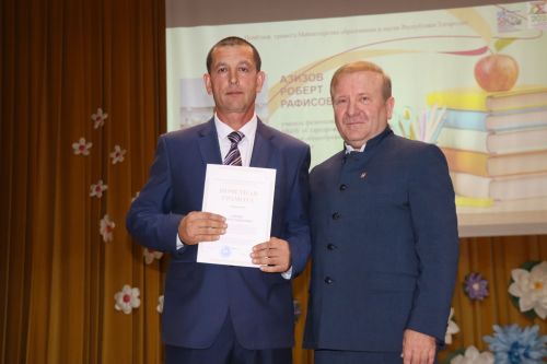 В Дрожжановском районе чествовали педагогов в преддверии Дня учителя