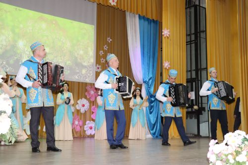 Торжественное мероприятие посвященное Международному женскому дню в Дрожжаном