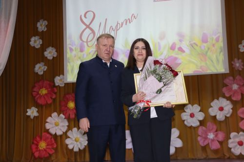 Торжественное мероприятие посвященное Международному женскому дню в Дрожжаном
