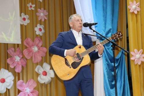 Торжественное мероприятие посвященное Международному женскому дню в Дрожжаном