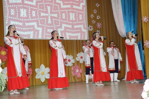 Торжественное мероприятие посвященное Международному женскому дню в Дрожжаном