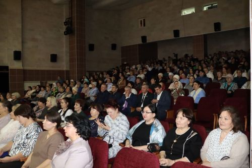 Торжественное мероприятие посвященное Международному женскому дню в Дрожжаном