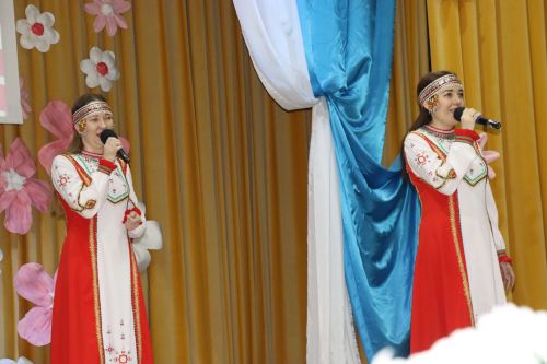 Торжественное мероприятие посвященное Международному женскому дню в Дрожжаном