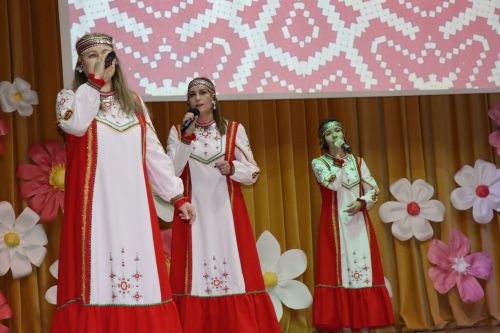 Торжественное мероприятие посвященное Международному женскому дню в Дрожжаном