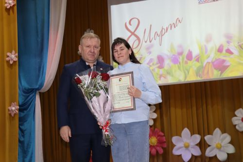 Торжественное мероприятие посвященное Международному женскому дню в Дрожжаном