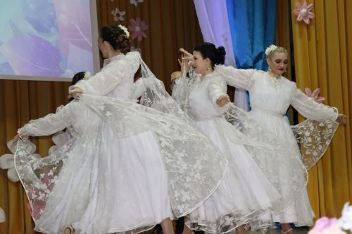 Торжественное мероприятие посвященное Международному женскому дню в Дрожжаном