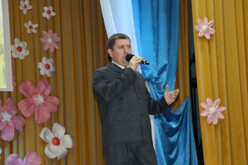 Торжественное мероприятие посвященное Международному женскому дню в Дрожжаном