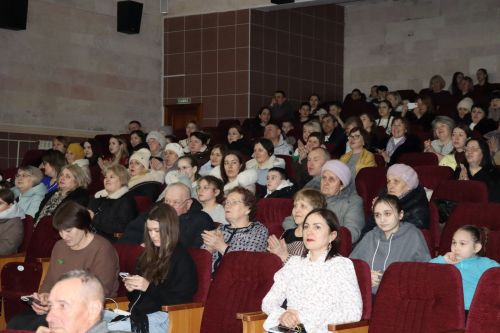 Праздничный концерт в честь 8 марта в Дрожжаном -2026