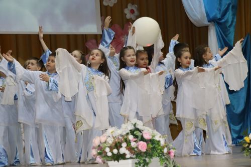 Праздничный концерт в честь 8 марта в Дрожжаном -2026