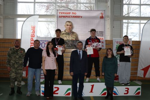Турнир по армрестлингу памяти Рената Салихова в Дрожжановском районе -2026