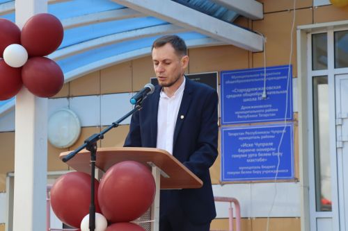 Для выпускников Дрожжановского района прозвенел последний звонок
