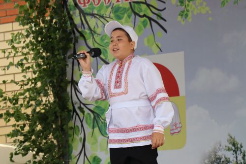 X фестиваль «Троицкие напевы» собрал гостей со всей России в Дрожжановском районе